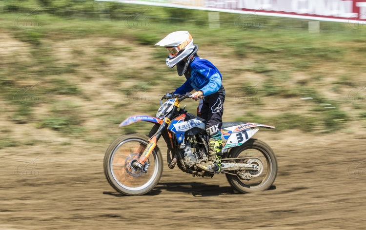 VIKTOR BORISLAVOV Sevlievo 17