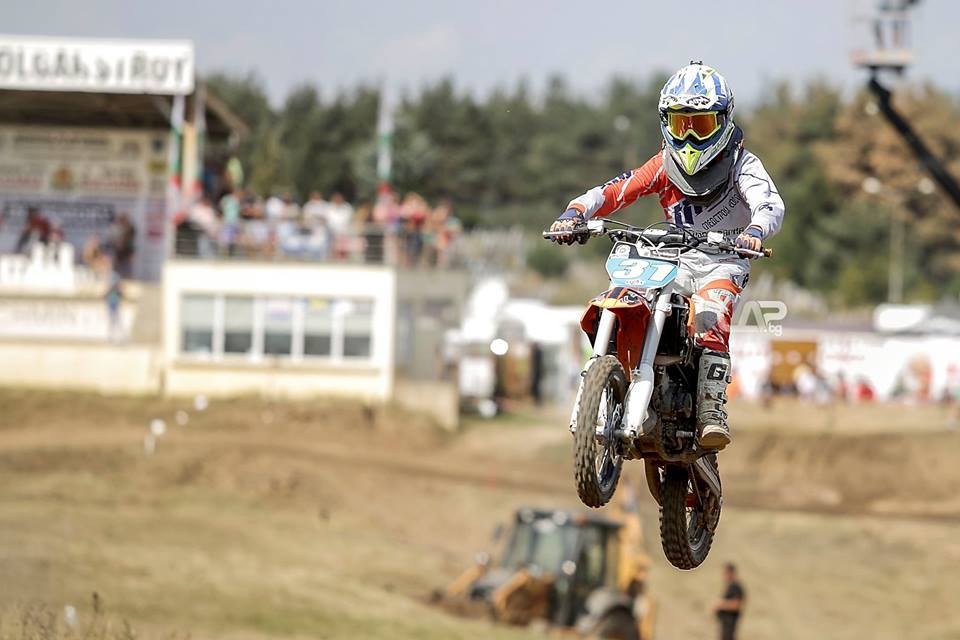 MOTOCROSS VIKTOR 4