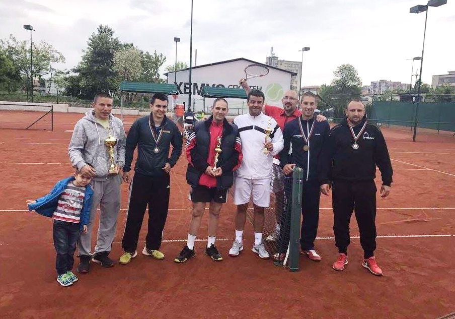 TENIS liubiteli